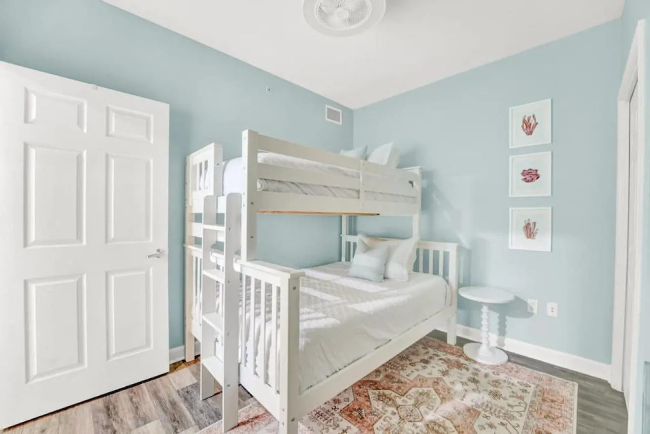 Sunny Shore Oasis Condo With Gulf Views, Pool And Hot Tub Panama City Beach United States