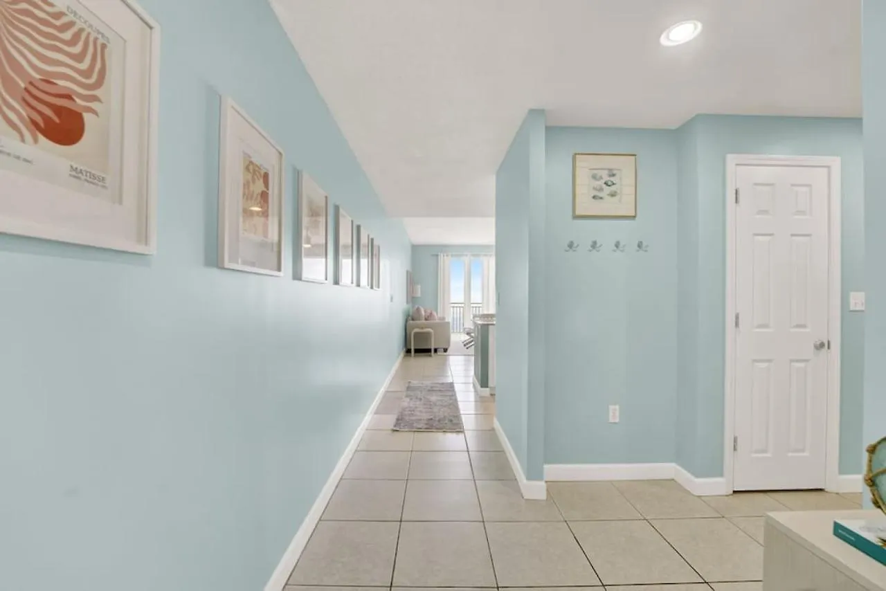 Holiday home Sunny Shore Oasis Condo With Gulf Views, Pool And Hot Tub Panama City Beach